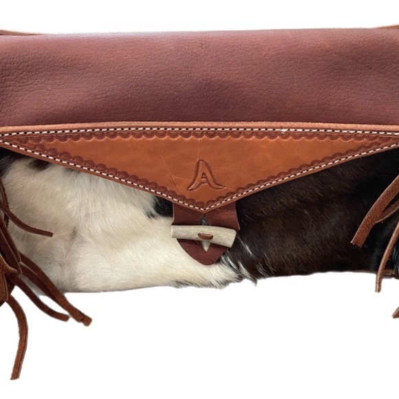 Custom Handmade Cowhide Fringe Purse - Picture 13 of 14